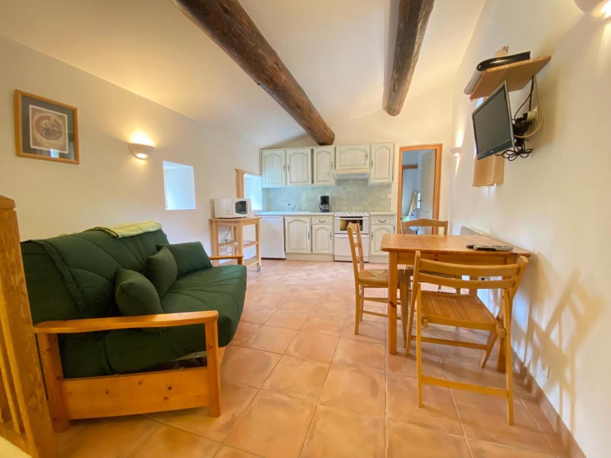 Vila La Boulangerie Saint-Sauveur-de-Cruzière Exteriér fotografie